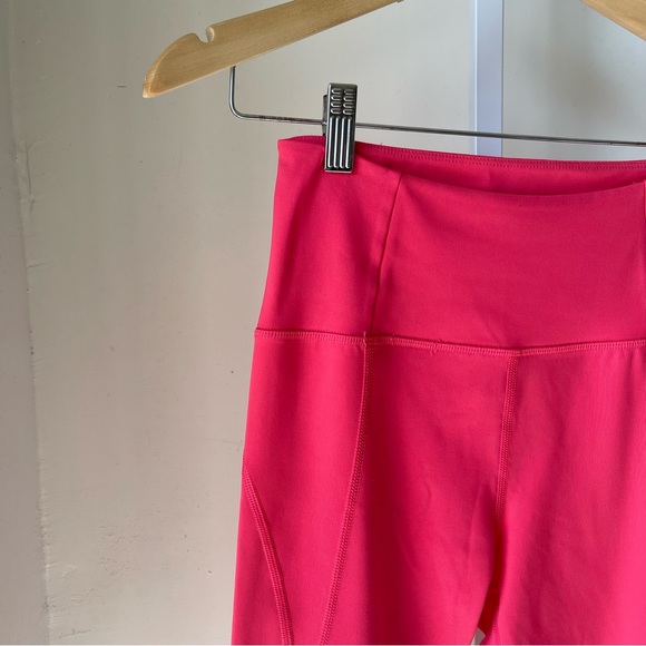 NWT Girlfriend 7/8 High Rise Compressive Leggings in Geranium - Picture 3 of 4